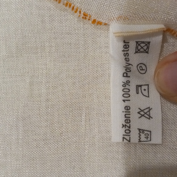 Vintage Floral Embroidered Table Cover, Set of Two - Picture 5 of 10